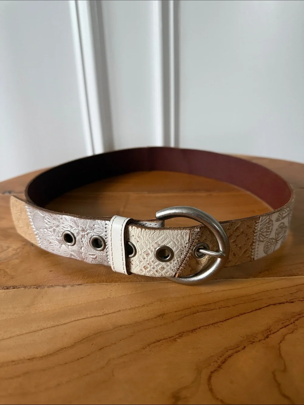 Fossil Patchwork Leather Belt Sz S Small Cream Woven Boho Western Silver Tone
